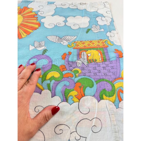 Vintage 1970s single pillowcase, Sears Noah's Ark, blue, purple, orange - Picture 2 of 10